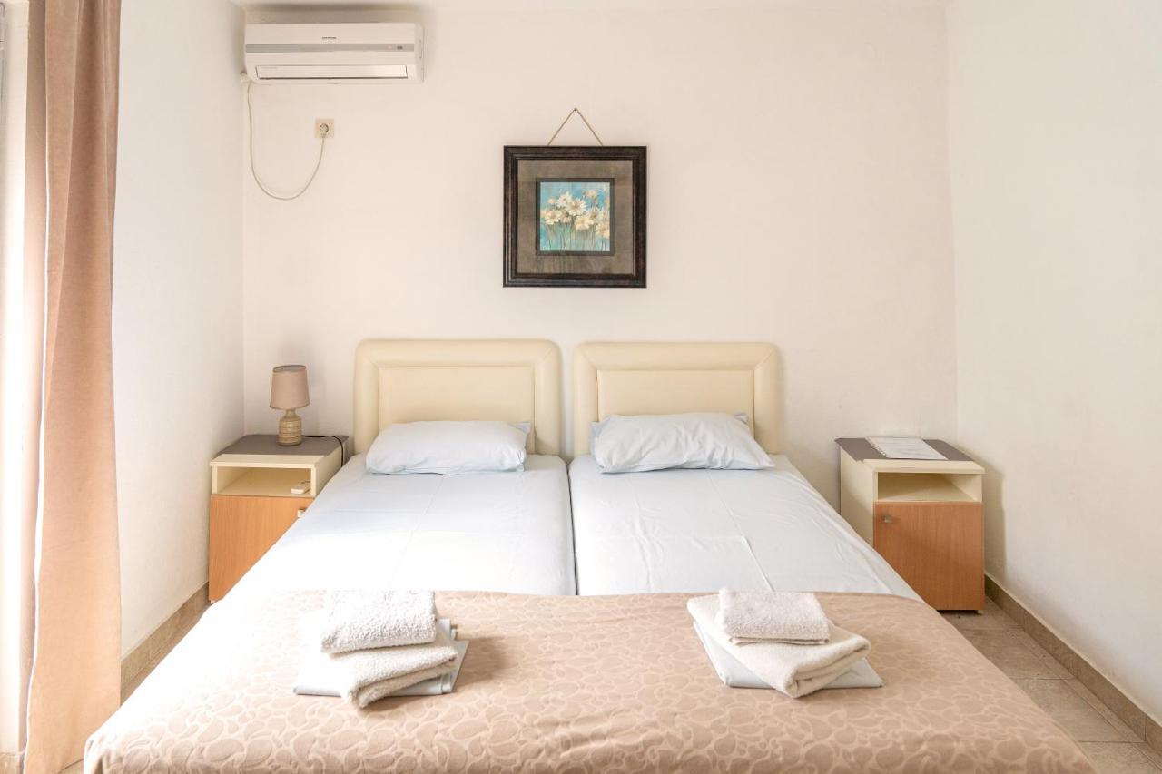 Guest House Jasna Budua Esterno foto