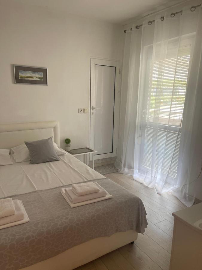 Guest House Jasna Budua Esterno foto