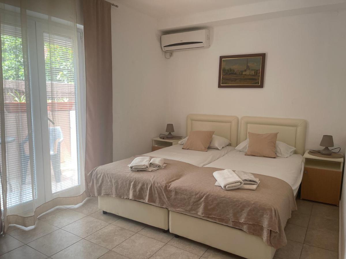 Guest House Jasna Budua Esterno foto