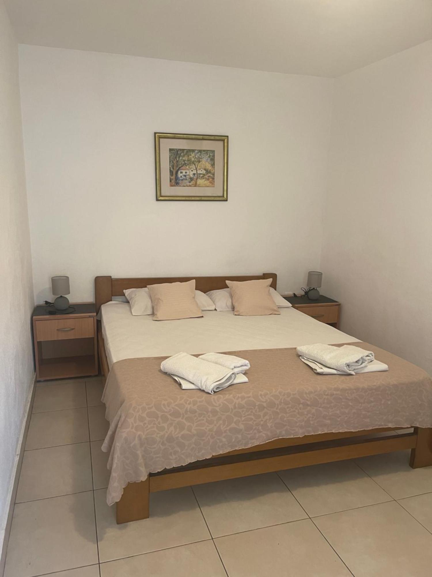 Guest House Jasna Budua Esterno foto