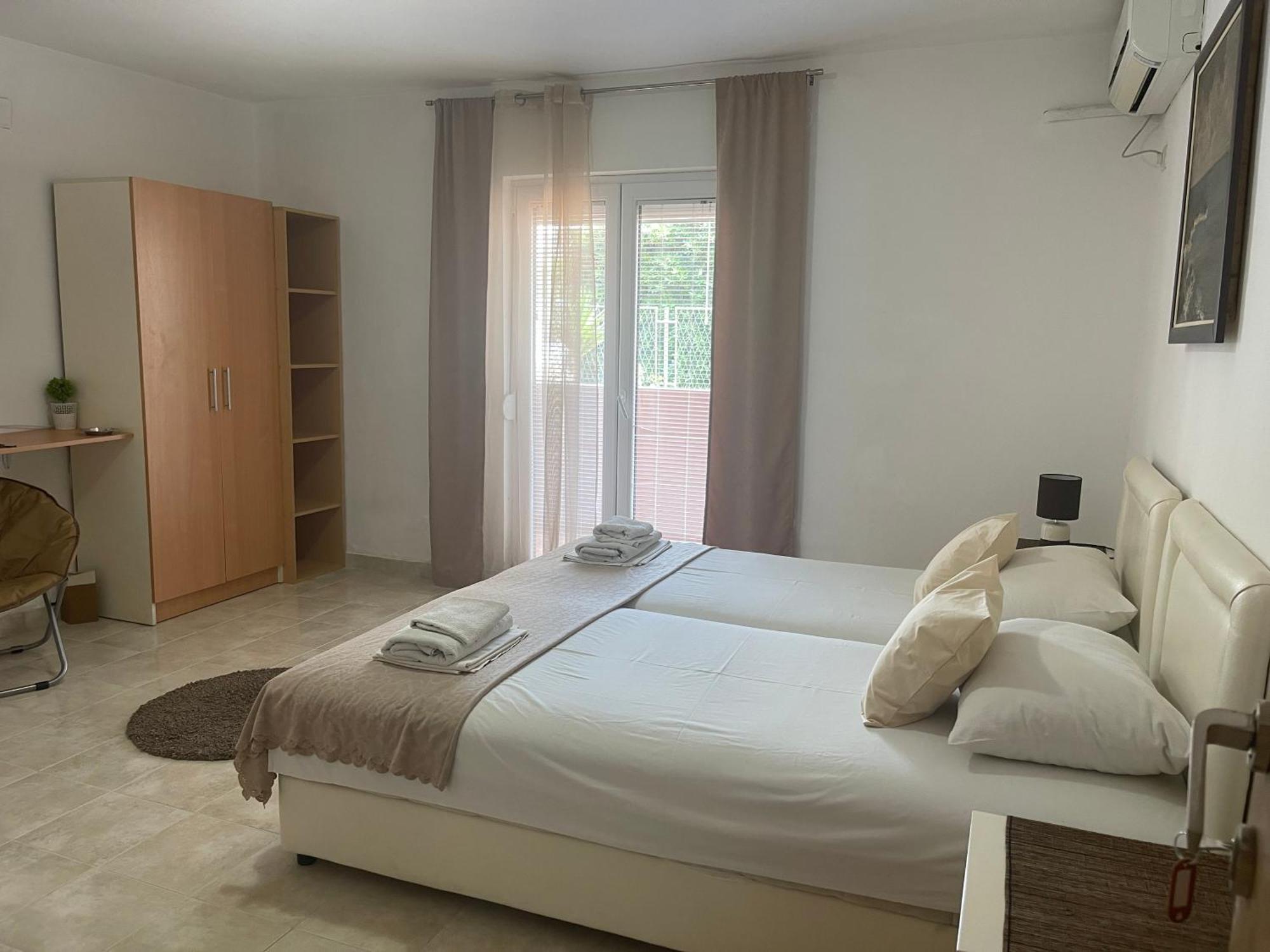 Guest House Jasna Budua Esterno foto